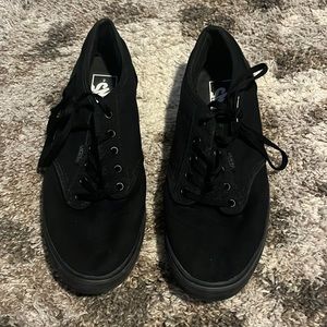 All black Vans